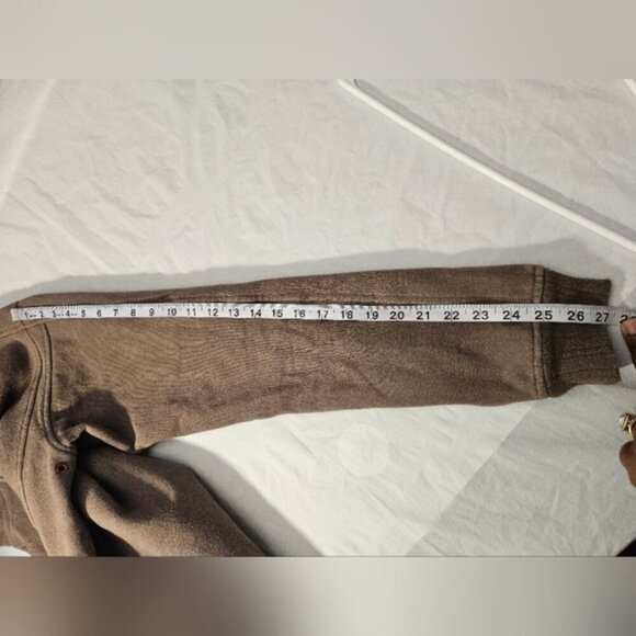 Lululemon Men's Jacket. Brown. Measurements in pictures - Picture 13 of 13